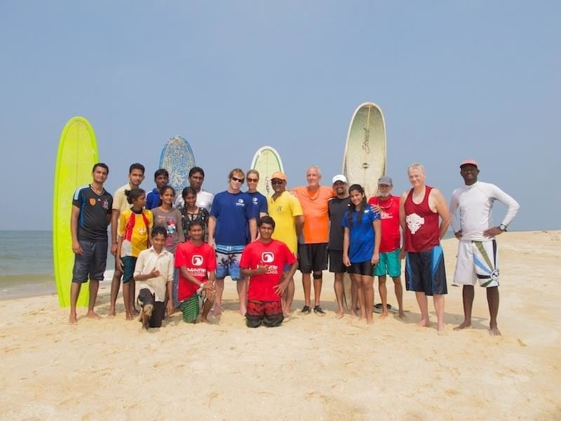 Jonty Rhodes with the mantra surf club jonty-rhodes-with-the-mantra-surf-club-4-3848639